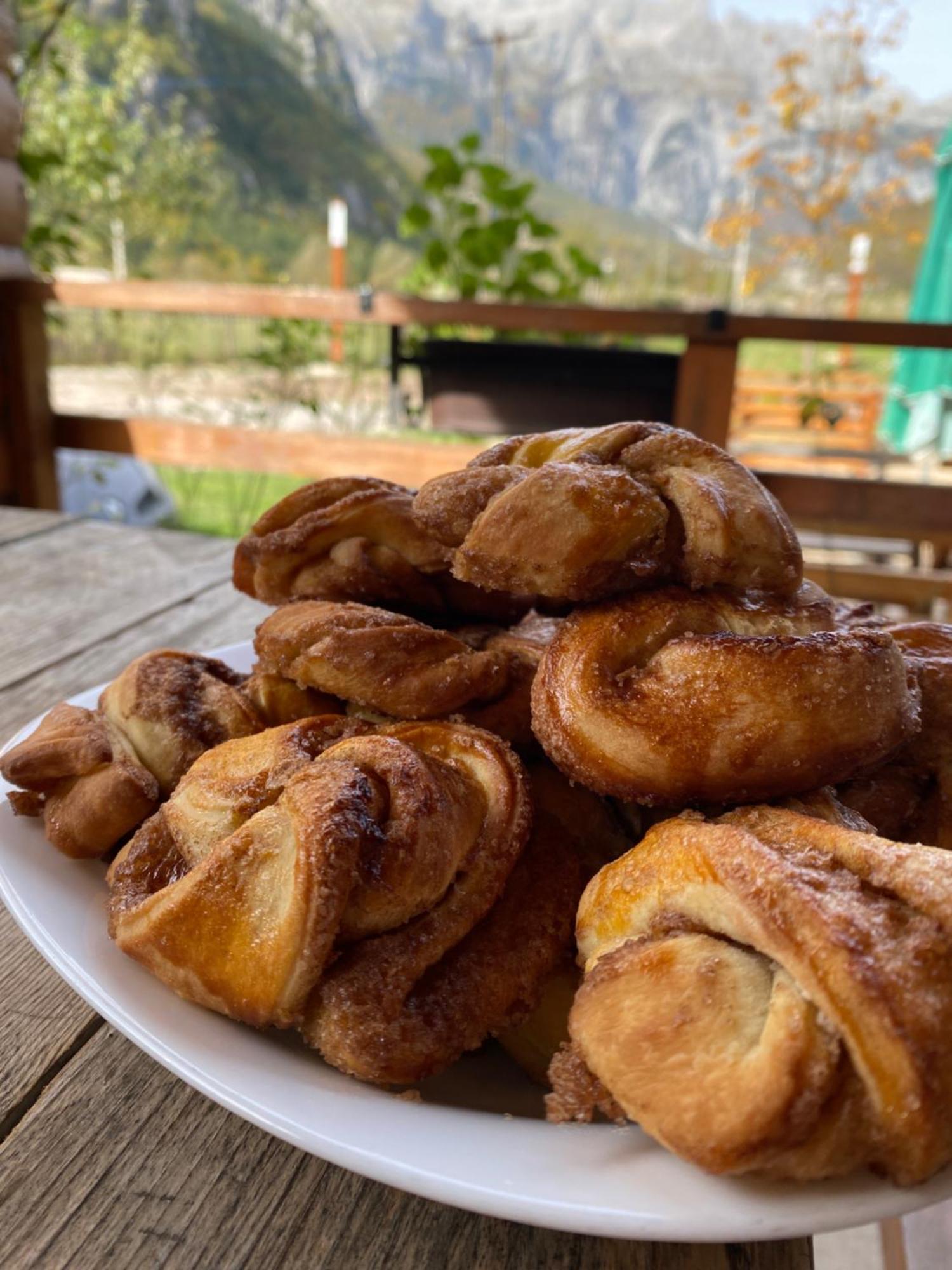 Bujtina Dreni Otel Theth Dış mekan fotoğraf