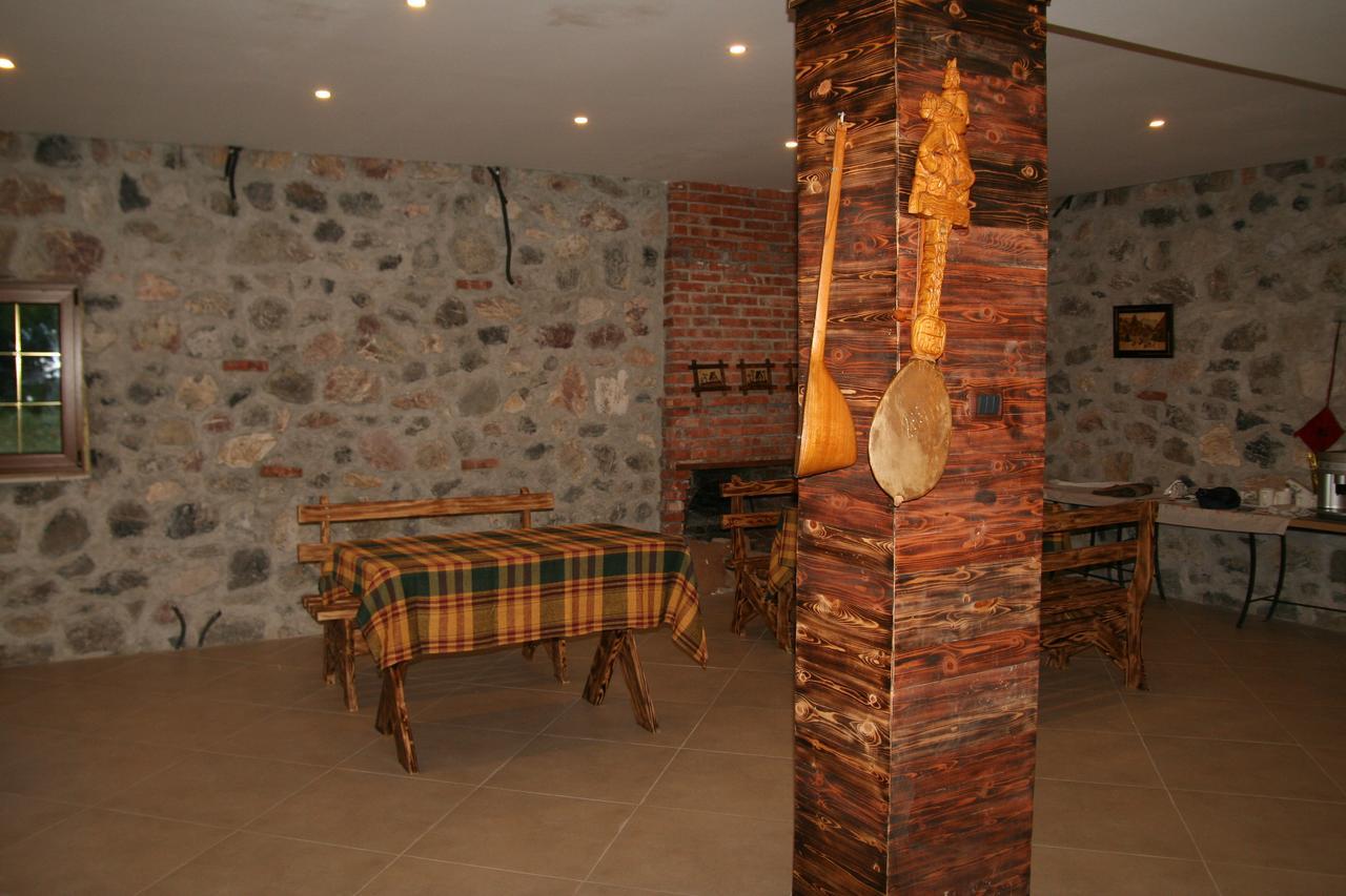 Bujtina Dreni Otel Theth Dış mekan fotoğraf