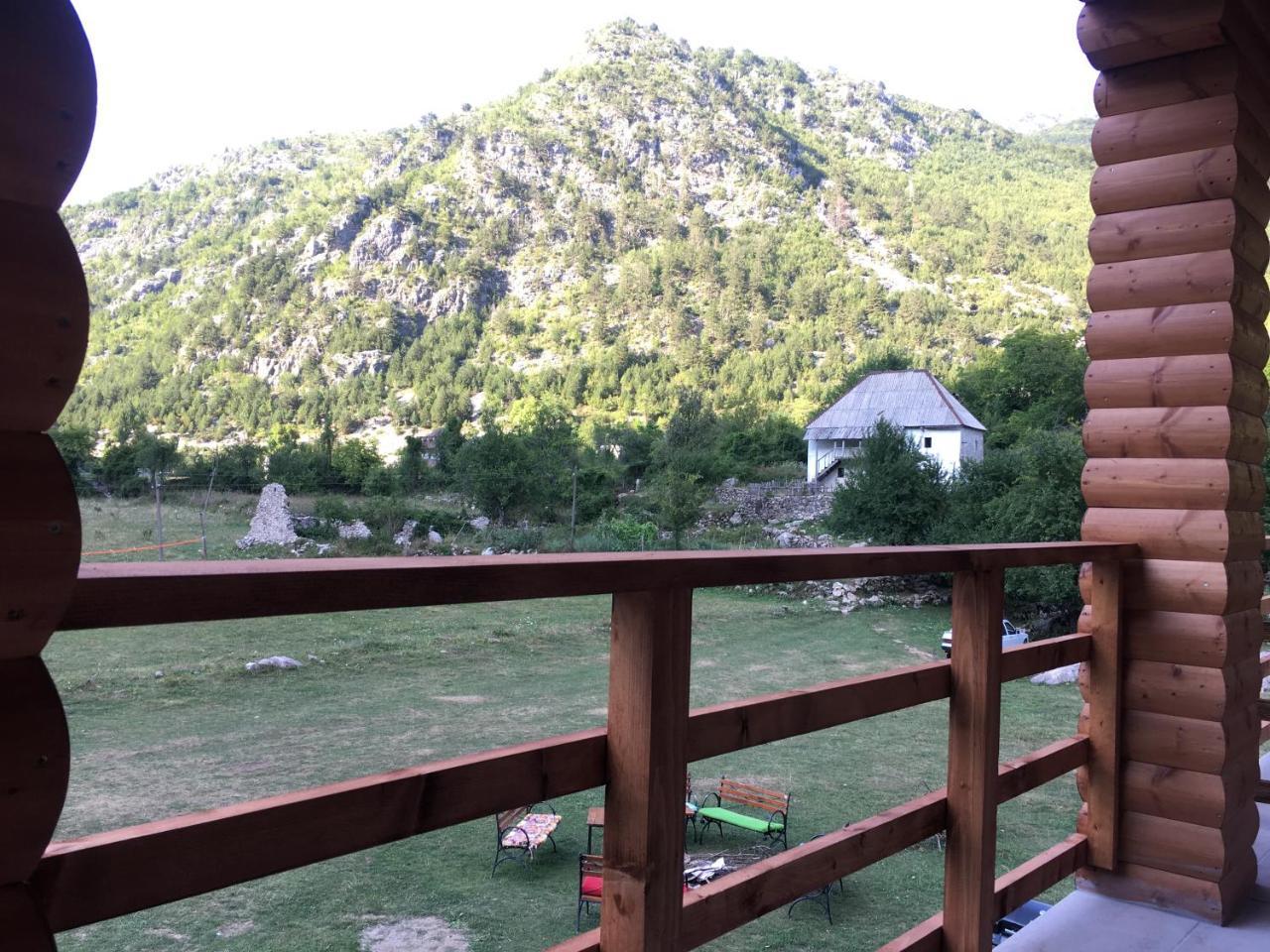 Bujtina Dreni Otel Theth Dış mekan fotoğraf